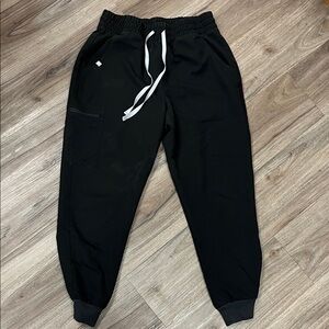 Figs Black Ankle Pants